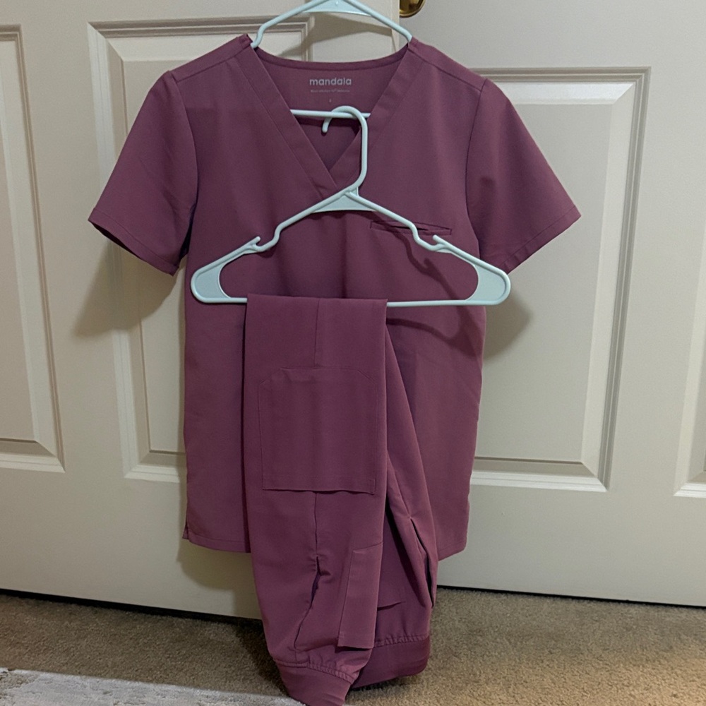 Mandala Women's Scrub Set